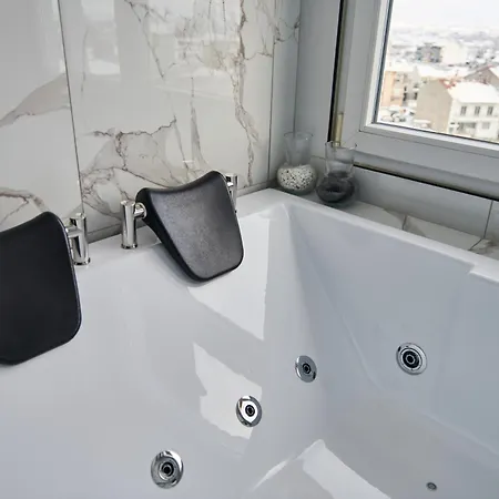The Skyline Suite Florina Exterior photo